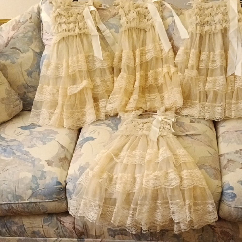 Elegant Cream Lace Kids Formal Dress